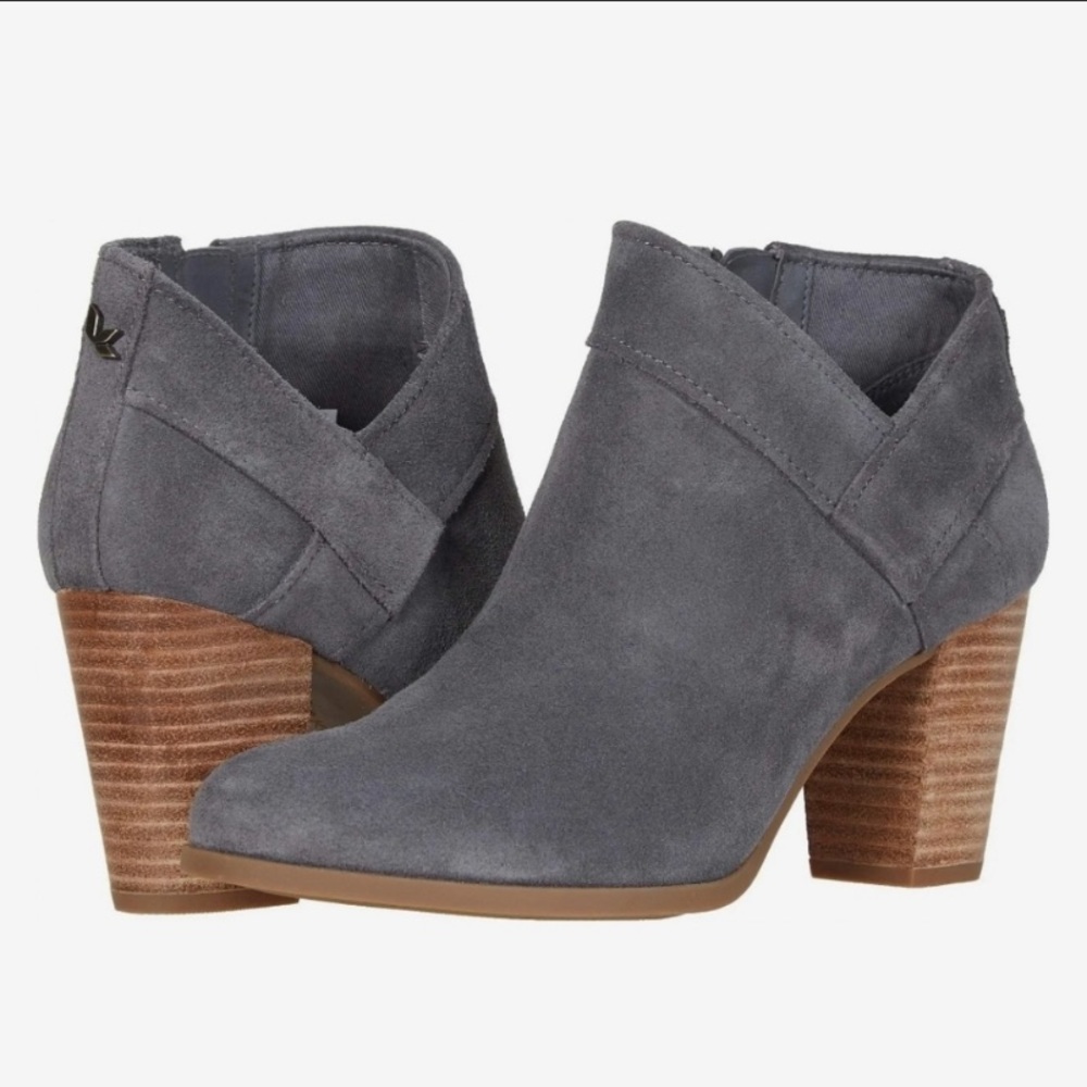 Koolaburra by UGG stacked heel boots Suede Size 7